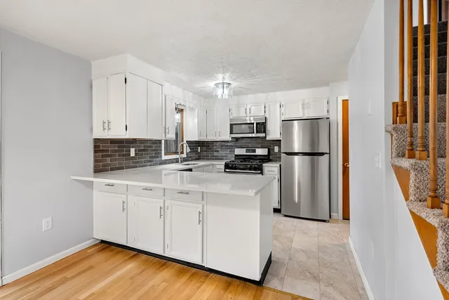 $2,900 | 206 Cardinal Lane, Unit 206, Tyngsborough, MA 01879