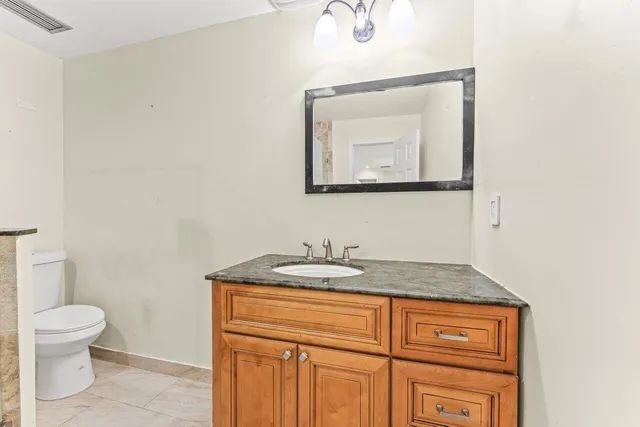 $3,600 | 110 West Rubber Tree Drive, Unit MAIN HOUSE, Lake Worth, FL 33467