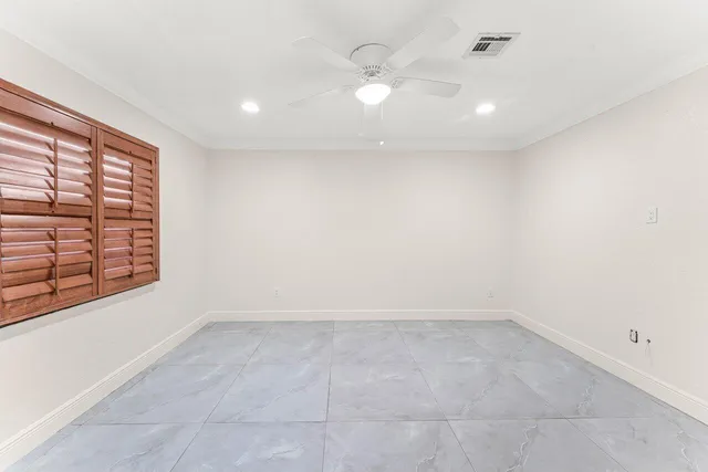 $3,600 | 110 West Rubber Tree Drive, Unit MAIN HOUSE, Lake Worth, FL 33467