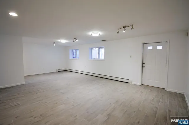 $4,900 | 343 East Harriet Avenue, Unit 2, Palisades Park, NJ 07650