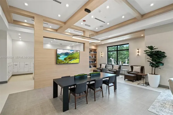 $2,375 | 3991 Northwest 82nd Avenue, Unit 1140, Hollywood, FL 33024