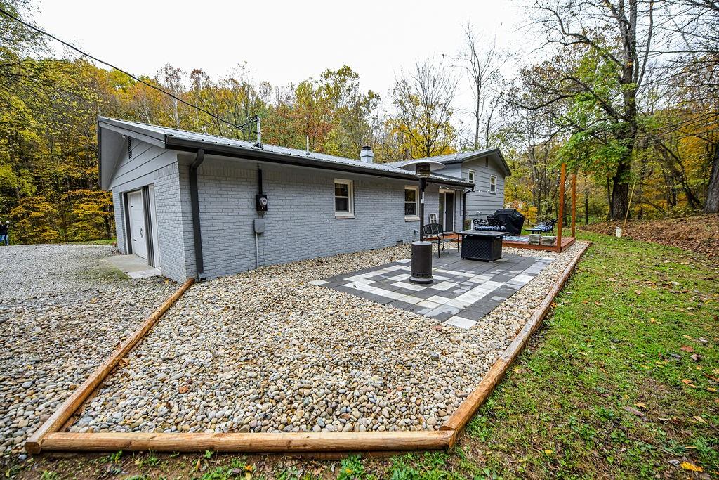 652 Bucklew Road Spencer, IN 47460 - Photo 33 of 36