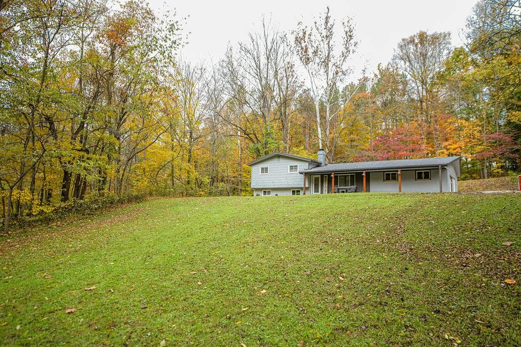 652 Bucklew Road Spencer, IN 47460 - Photo 6 of 36