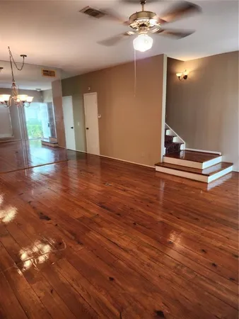 $1,600 | 7399 Regency Square Court, Unit 7399, Houston, TX 77036