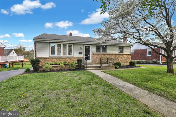 $329,900 | 9 Wingert Road, Reading, PA 19610