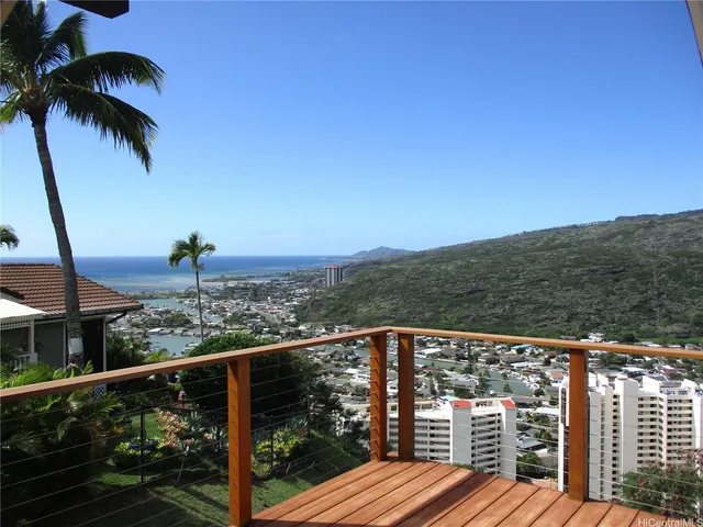 $4,500 | 926 Kaahue Street, Honolulu, HI 96825