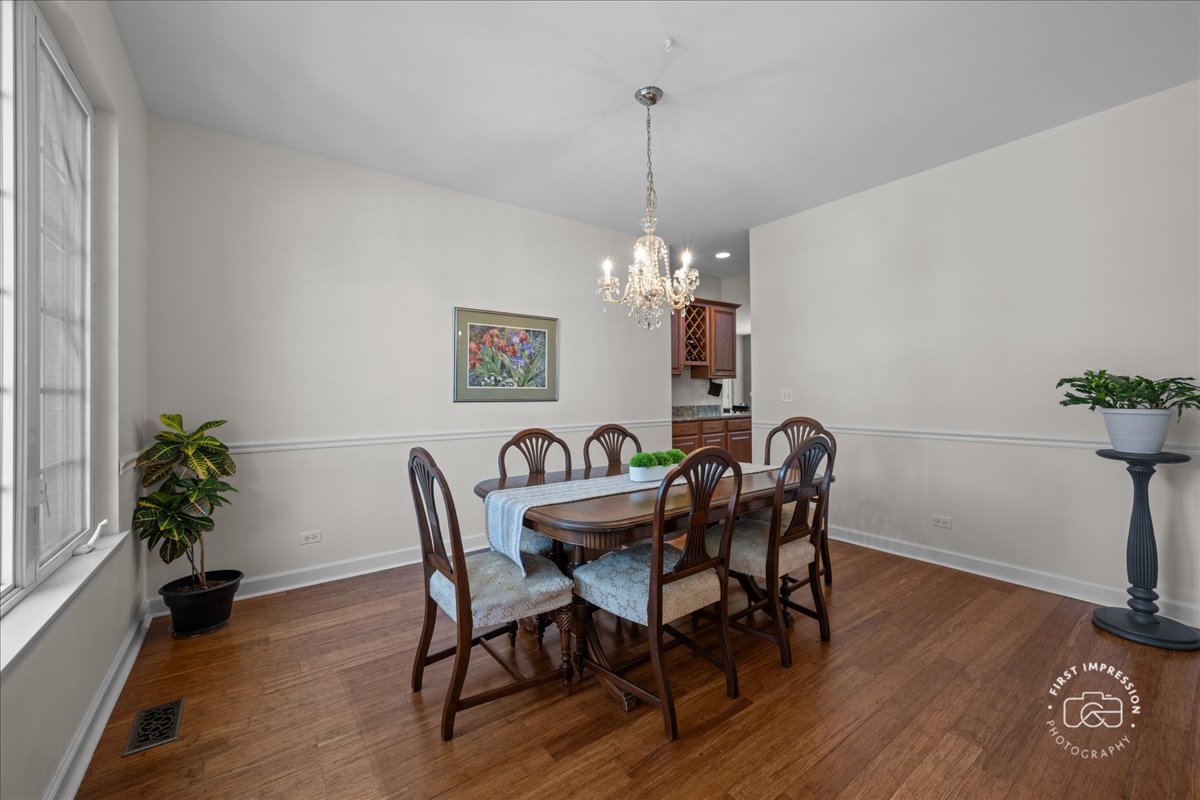 470 Prairie View Drive Geneva, IL 60134 - Photo 4 of 31