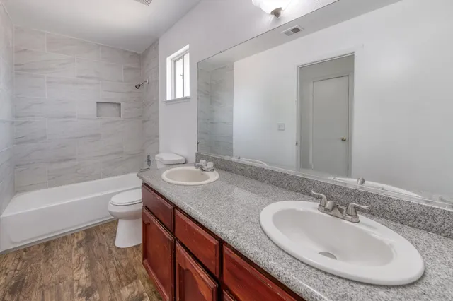 $439,000 | 3340 North Dante Avenue, Fresno, CA 93722