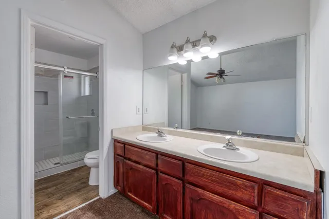 $439,000 | 3340 North Dante Avenue, Fresno, CA 93722