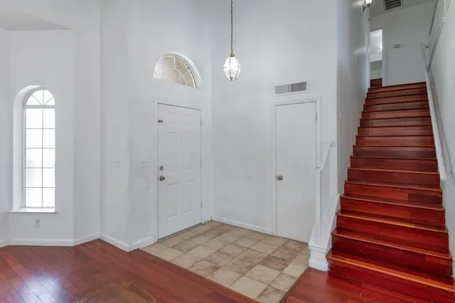 $439,000 | 3340 North Dante Avenue, Fresno, CA 93722