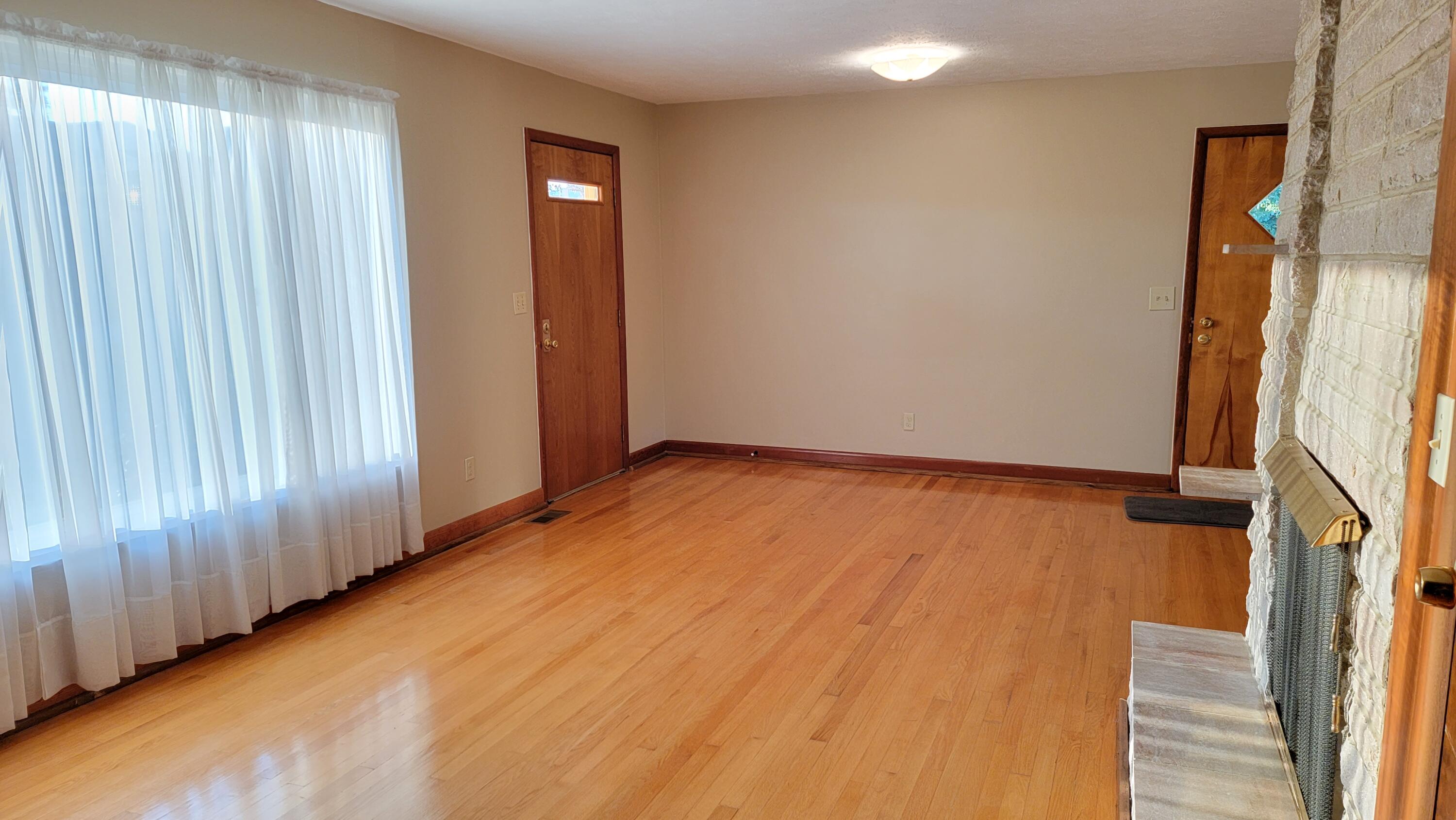 610 Russell Road New Tazewell, TN 37825 - Photo 27 of 38 20210914_185524