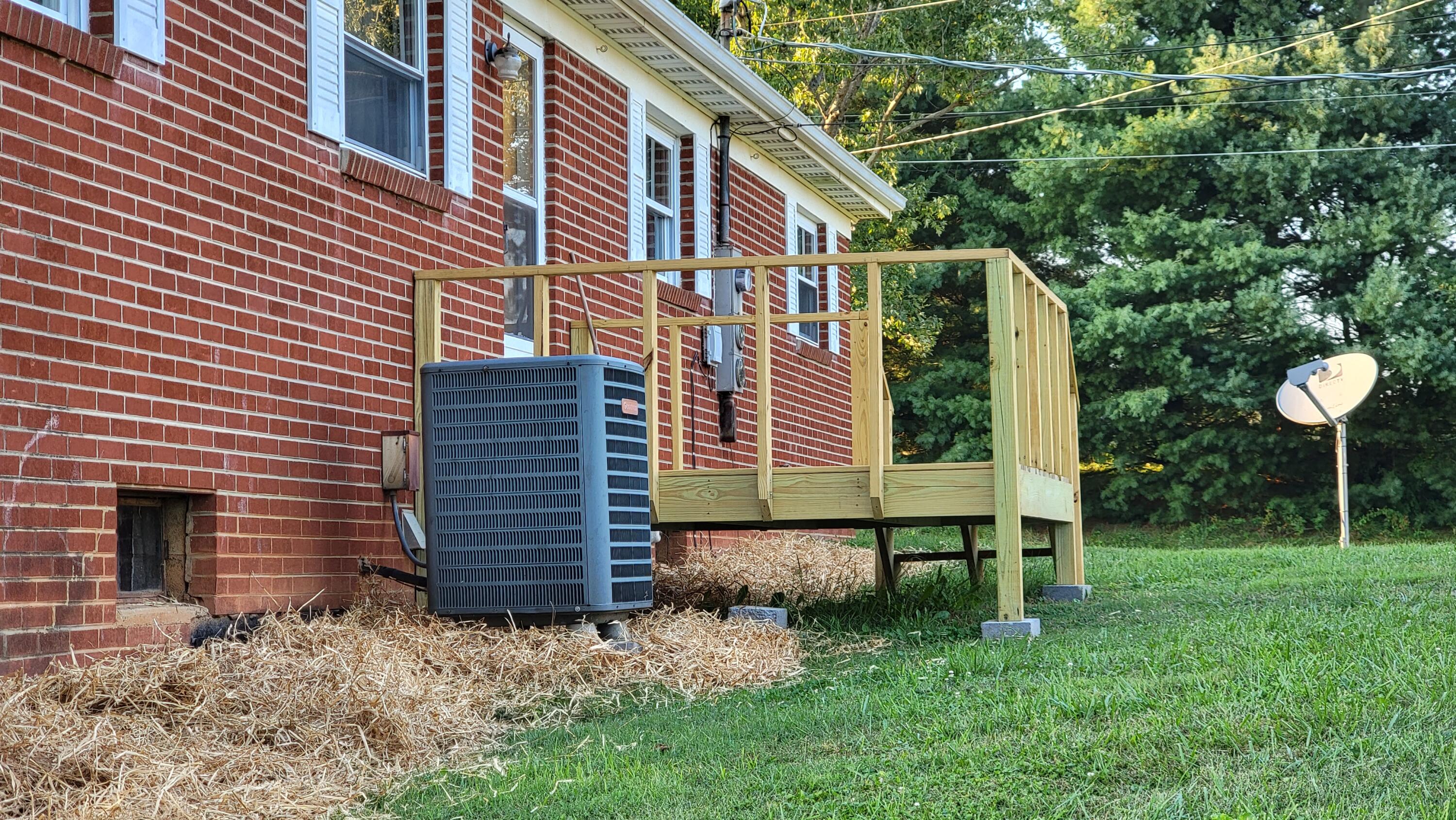 610 Russell Road New Tazewell, TN 37825 - Photo 7 of 38 20210914_184801