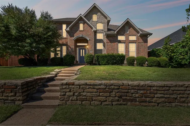 $2,800 | 7713 La Guardia Drive, Plano, TX 75025