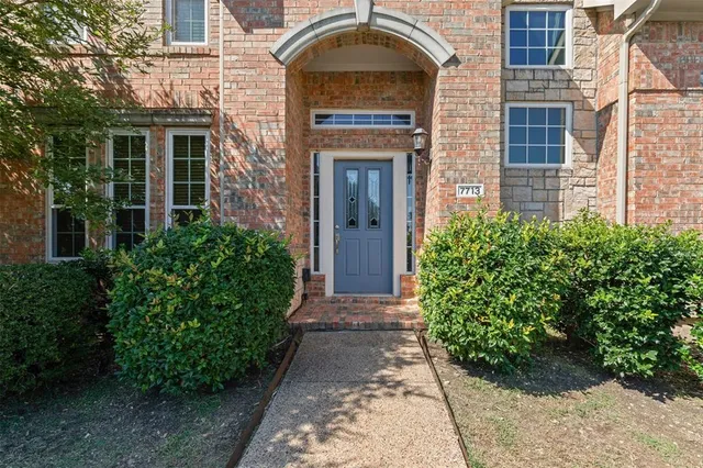 $2,800 | 7713 La Guardia Drive, Plano, TX 75025