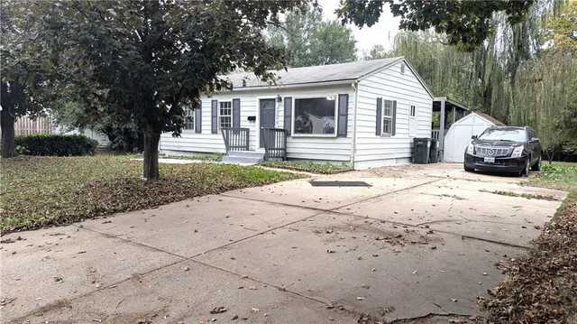 $145,000 | 13516 12 Street, Grandview, MO 64030