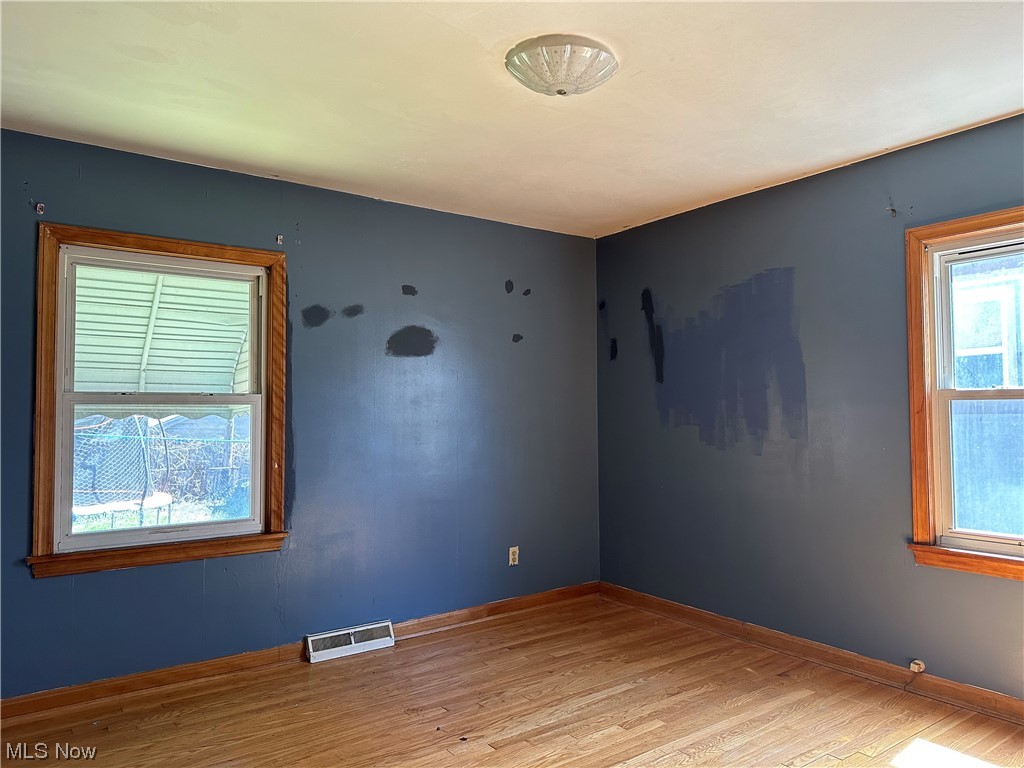1087 North Main Street Akron, OH 44310 - Photo 12 of 18