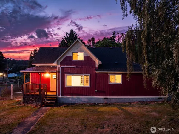 $344,950 | 201 West 7th Street, Bucoda, WA 98530
