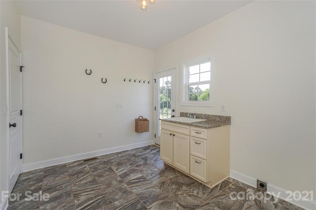 2027 Lewis Road Lincolnton, NC 28092 - Photo 35 of 41 Gallery Image 35