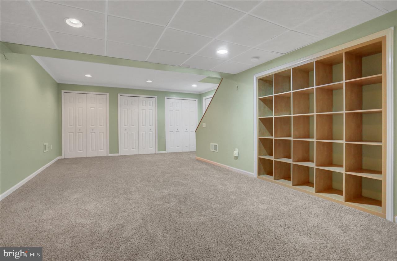 155 Olde Hickory Road Mount Wolf, PA 17347 - Photo 27 of 34 Gallery Image 27