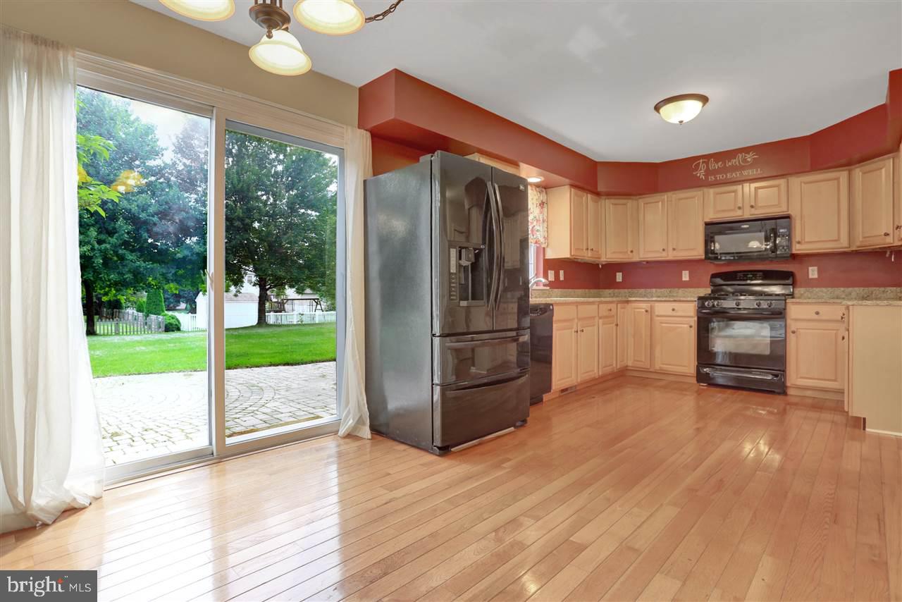 155 Olde Hickory Road Mount Wolf, PA 17347 - Photo 7 of 34 Gallery Image 7