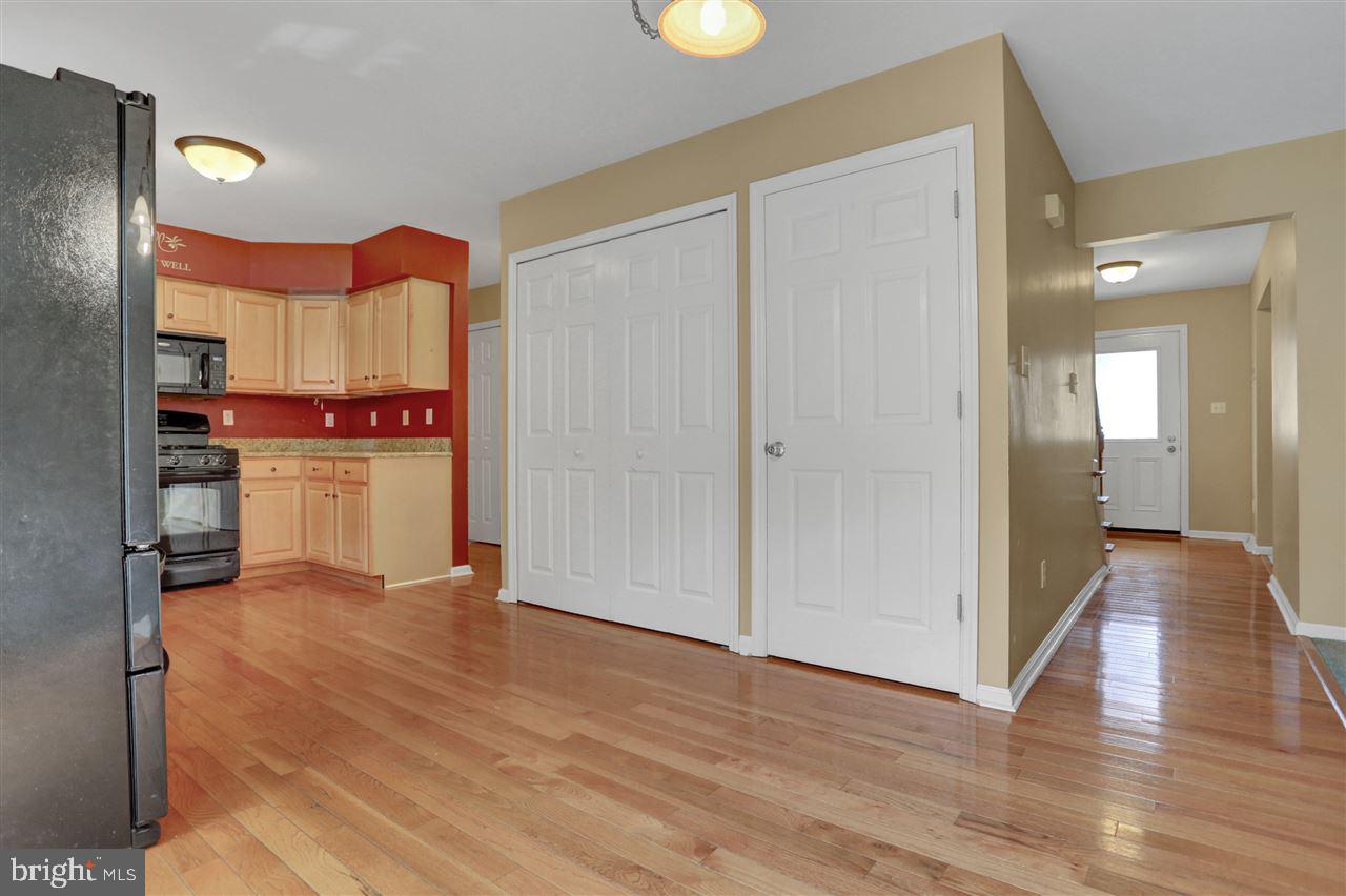 155 Olde Hickory Road Mount Wolf, PA 17347 - Photo 8 of 34 Gallery Image 8