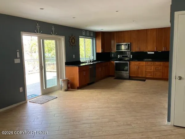 $2,750 | 6281 East Lakeshore Drive, East Stroudsburg, PA 18302