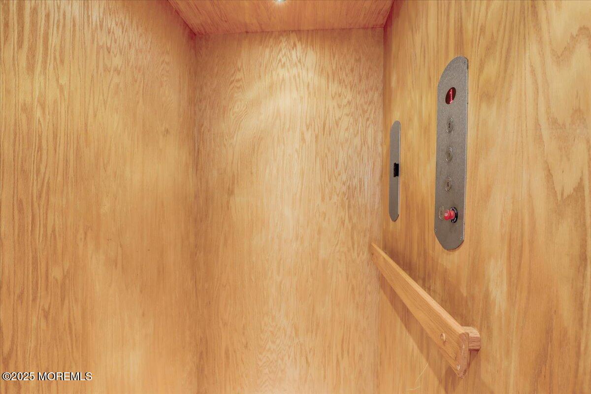 693 Harbor Road Brick, NJ 08724 - Photo 14 of 55 30-Elevator