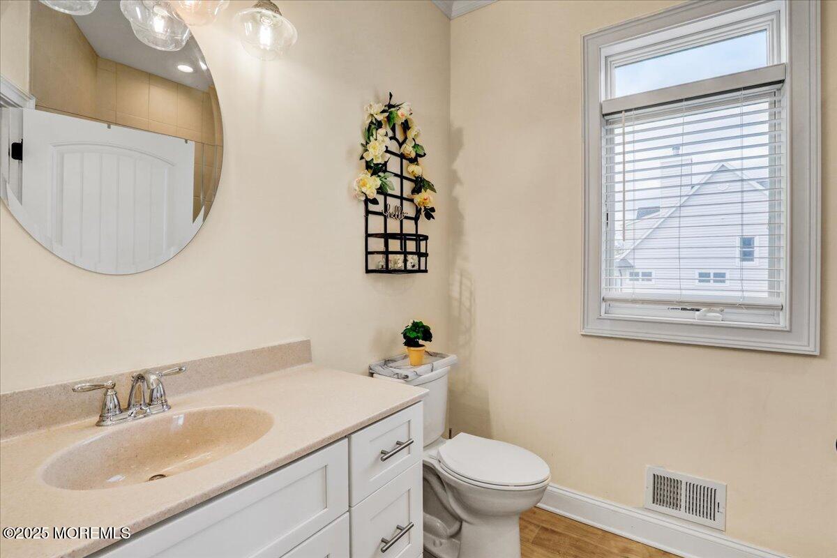 693 Harbor Road Brick, NJ 08724 - Photo 16 of 55 32-Bathroom Main Floor