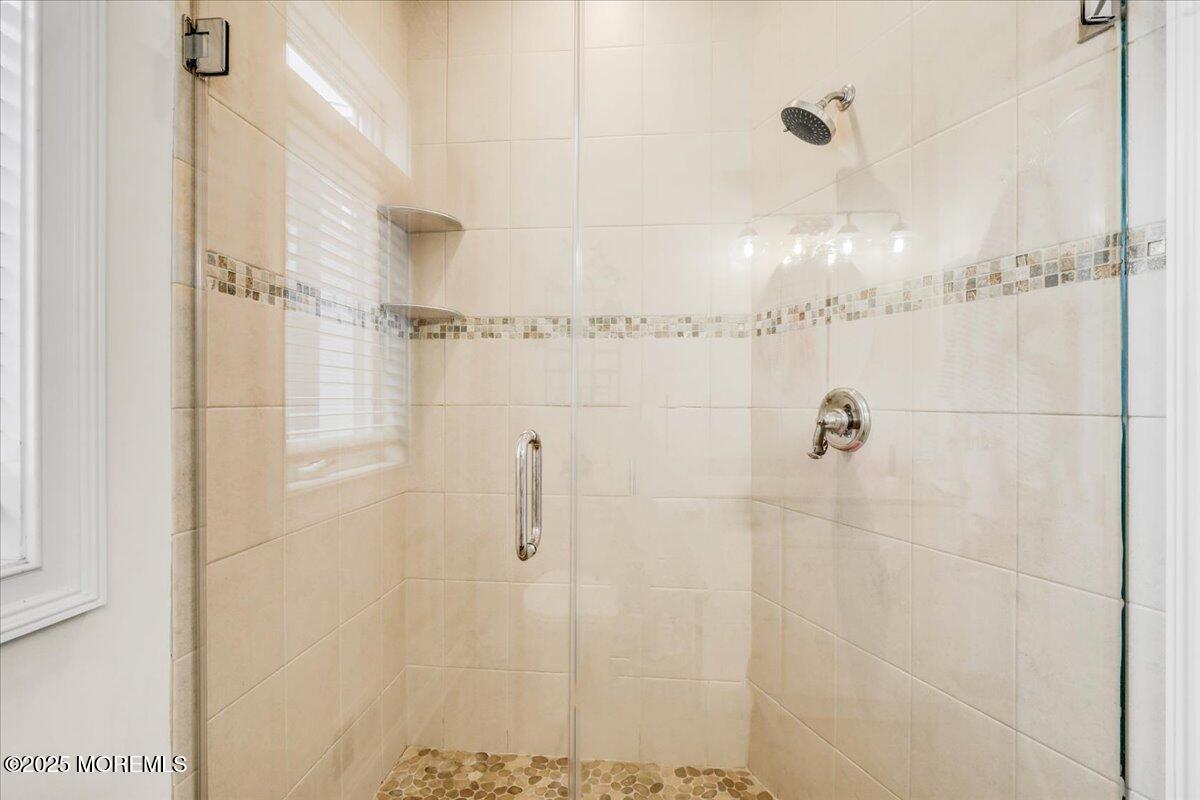 693 Harbor Road Brick, NJ 08724 - Photo 17 of 55 33-Bathroom Main Floor