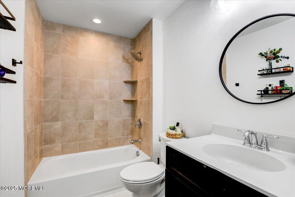 693 Harbor Road Brick, NJ 08724 - Photo 28 of 55 46-Bathroom