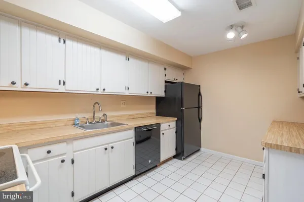 $2,450 | 1004 Worthington Drive, Exton, PA 19341