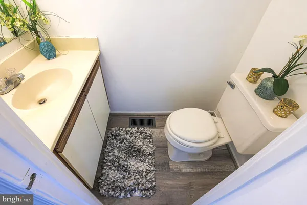 $235,000 | 2305 Kevsway Court, Windsor Mill, MD 21244