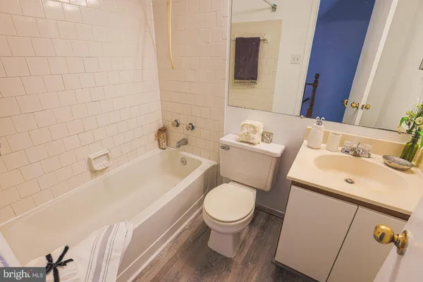 $235,000 | 2305 Kevsway Court, Windsor Mill, MD 21244
