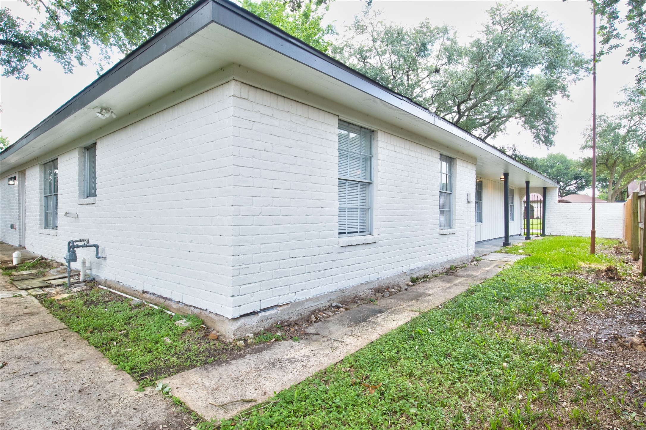 8406 Beechaven Road La Porte, TX 77571 - Photo 24 of 27