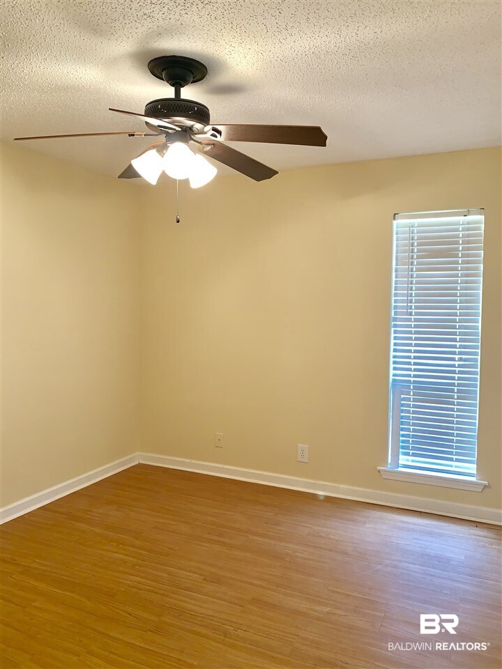 4445 Nicholl Drive Mobile, AL 36619 - Photo 16 of 23