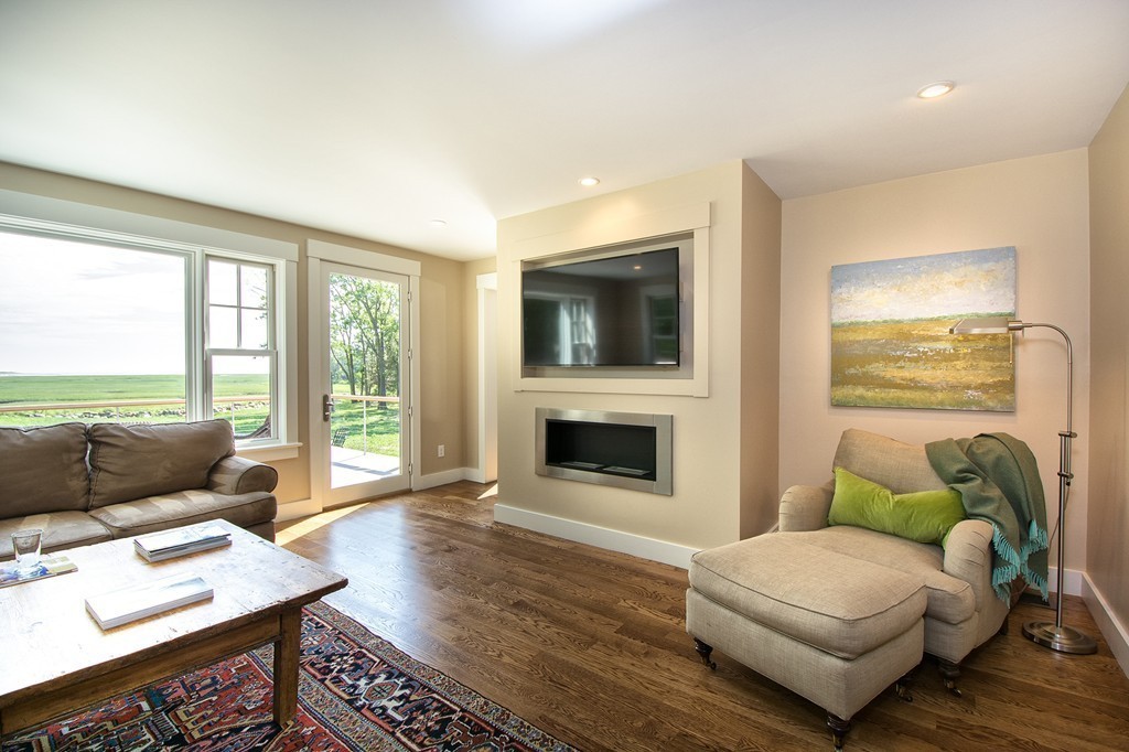 210 Damons Point Road Marshfield, MA 02050 - Photo 18 of 30