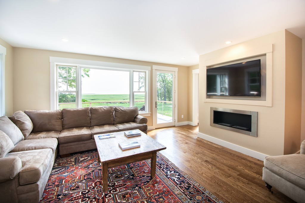 210 Damons Point Road Marshfield, MA 02050 - Photo 19 of 30