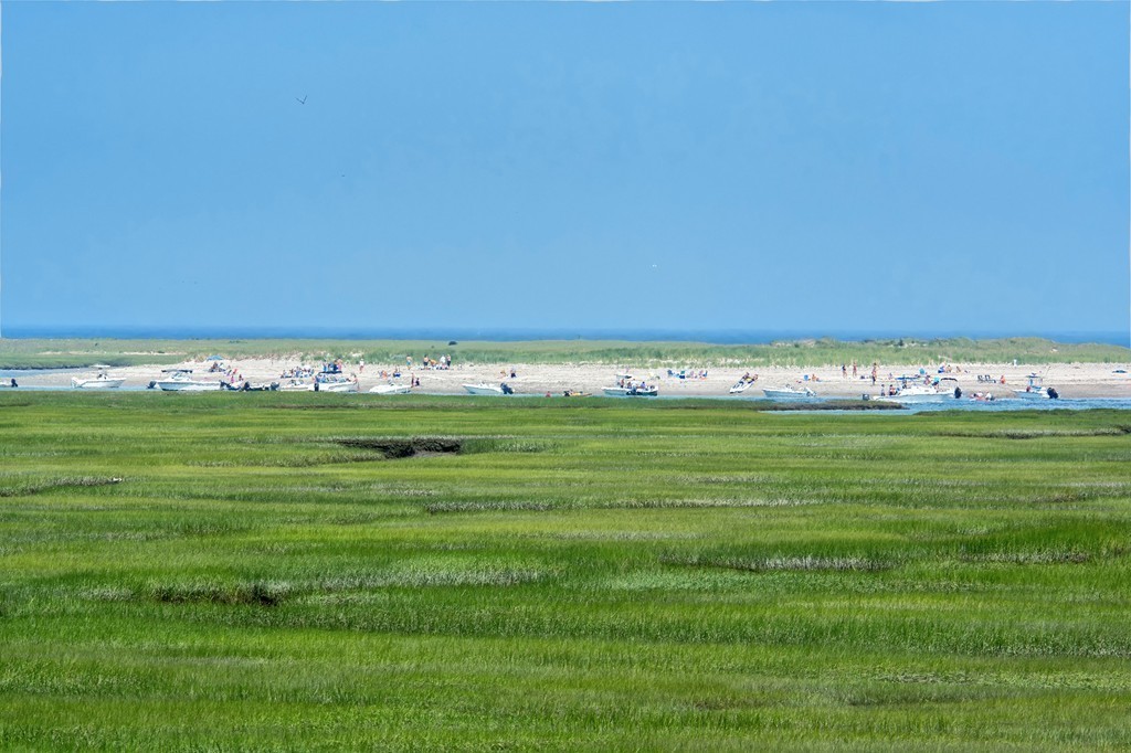 210 Damons Point Road Marshfield, MA 02050 - Photo 2 of 30