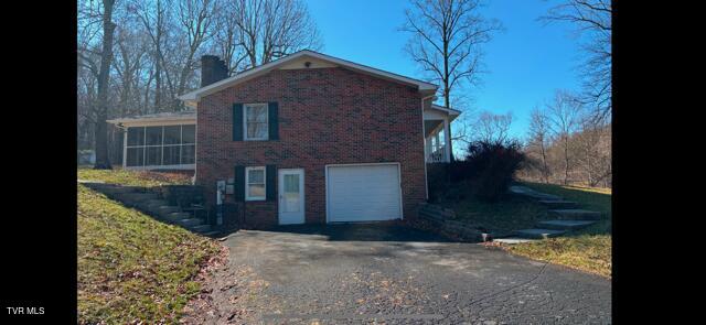8512 Reedy Creek Road Bristol, VA 24202 - Photo 3 of 33 image0 - 2025-02-21T130307.443