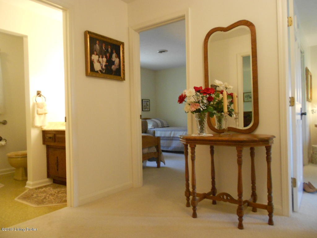 6604 Springfield Road Bardstown, KY 40004 - Photo 12 of 29 DSCN3867