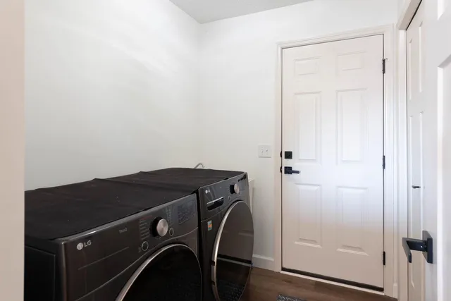 $350,000 | 1051 Sakatah Court, Madison Lake, MN 56063