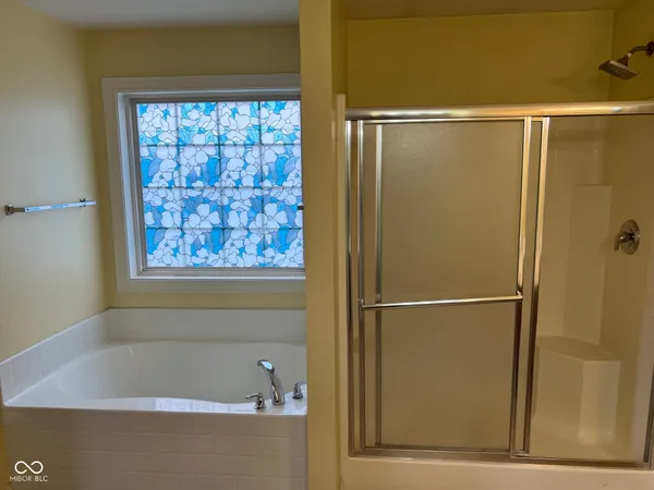 $2,600 | 11237 Niagara Drive, Fishers, IN 46037