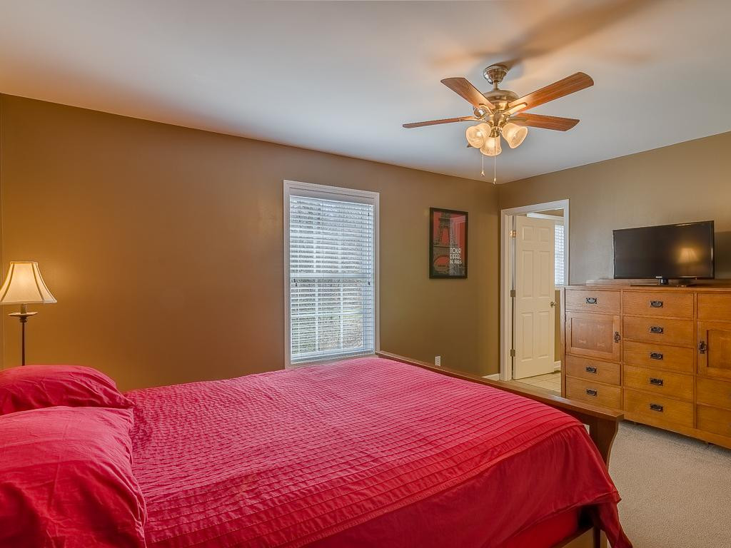 855 Colonial Heights Road Kingsport, TN 37663 - Photo 12 of 30 Photo 12