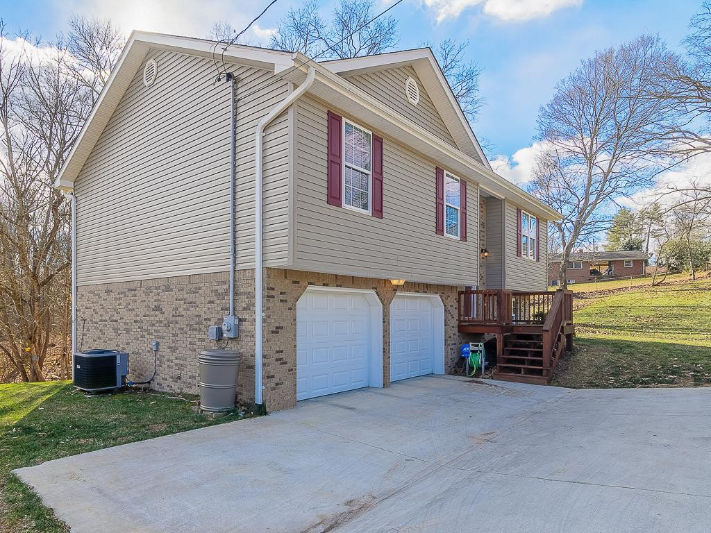 855 Colonial Heights Road Kingsport, TN 37663 - Photo 25 of 30 Photo 26