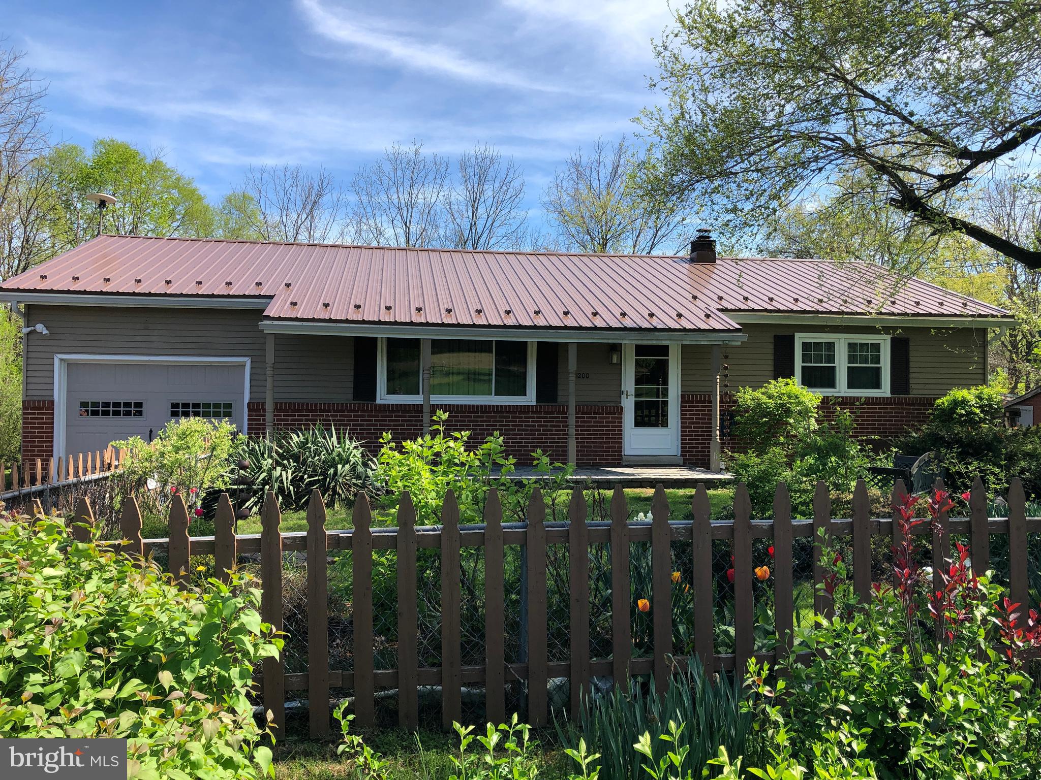 1200 North Middleton Road Carlisle, PA 17013 - Photo 1 of 28 Gallery Image 1