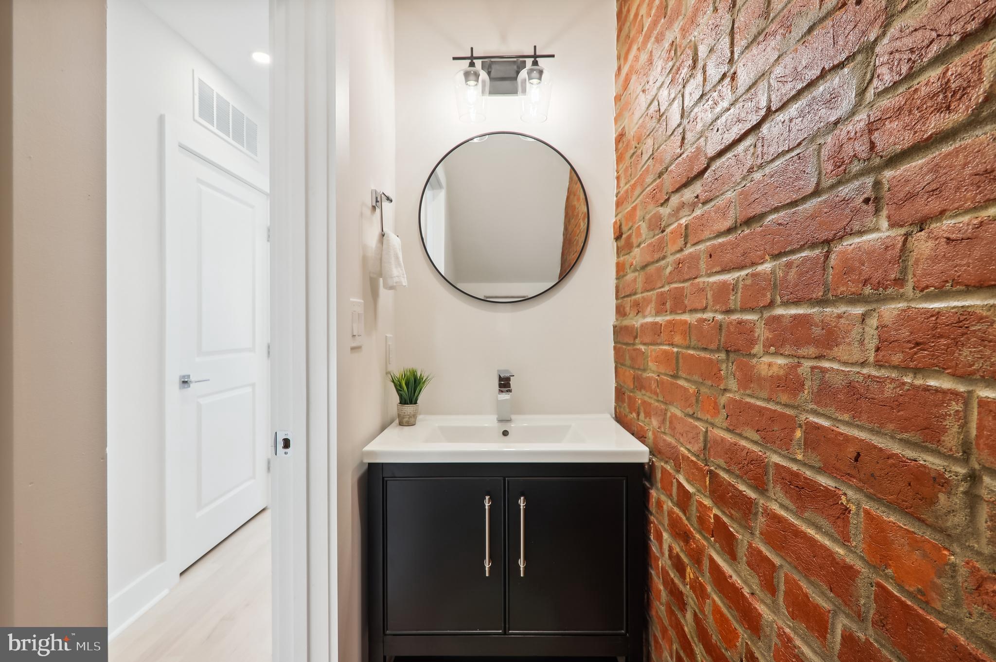 616 14th Place Northeast Washington, DC 20002 - Photo 11 of 28