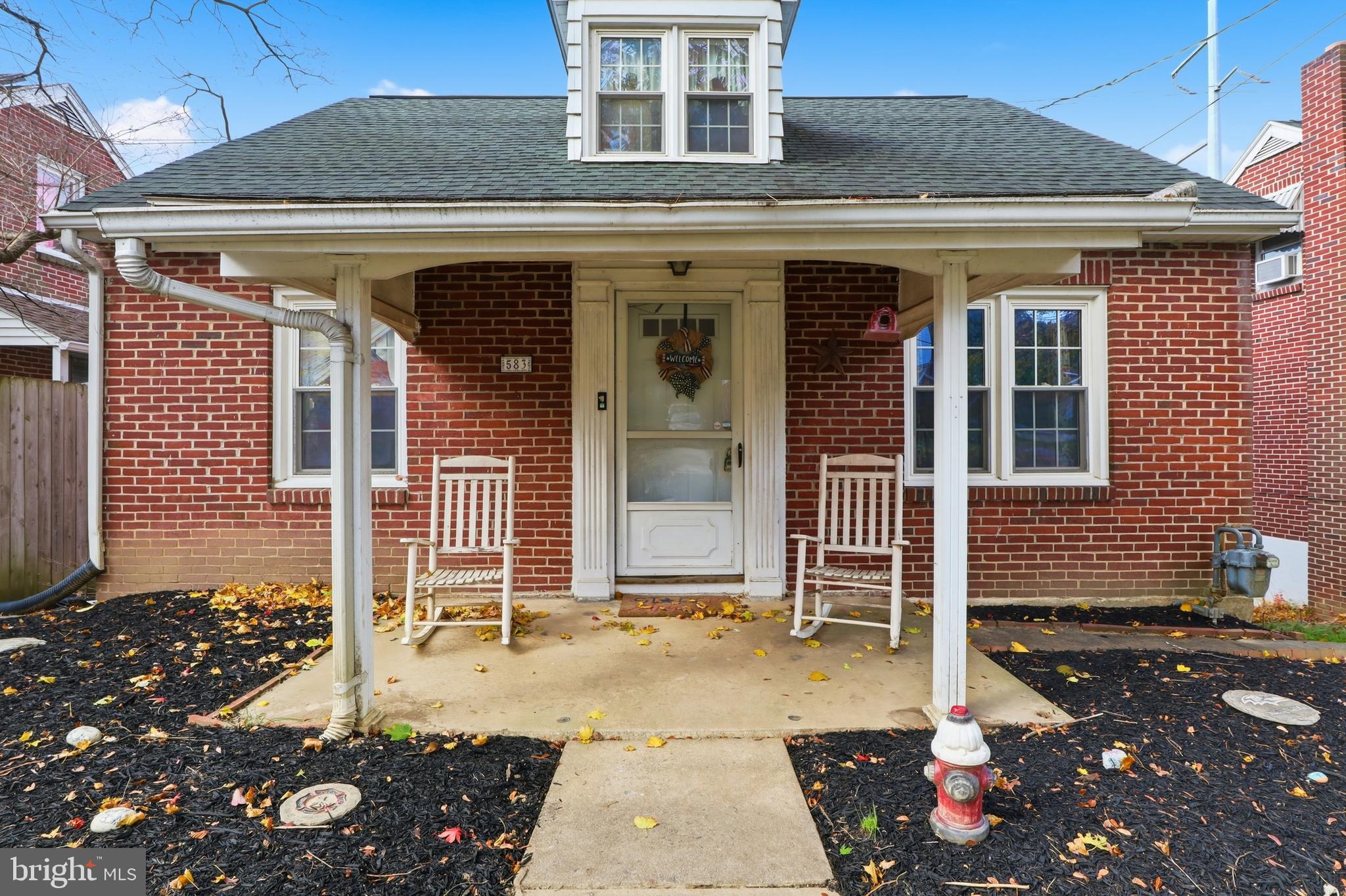 583 Hillcrest Road York, PA 17403 - Photo 28 of 44 a front view of a house