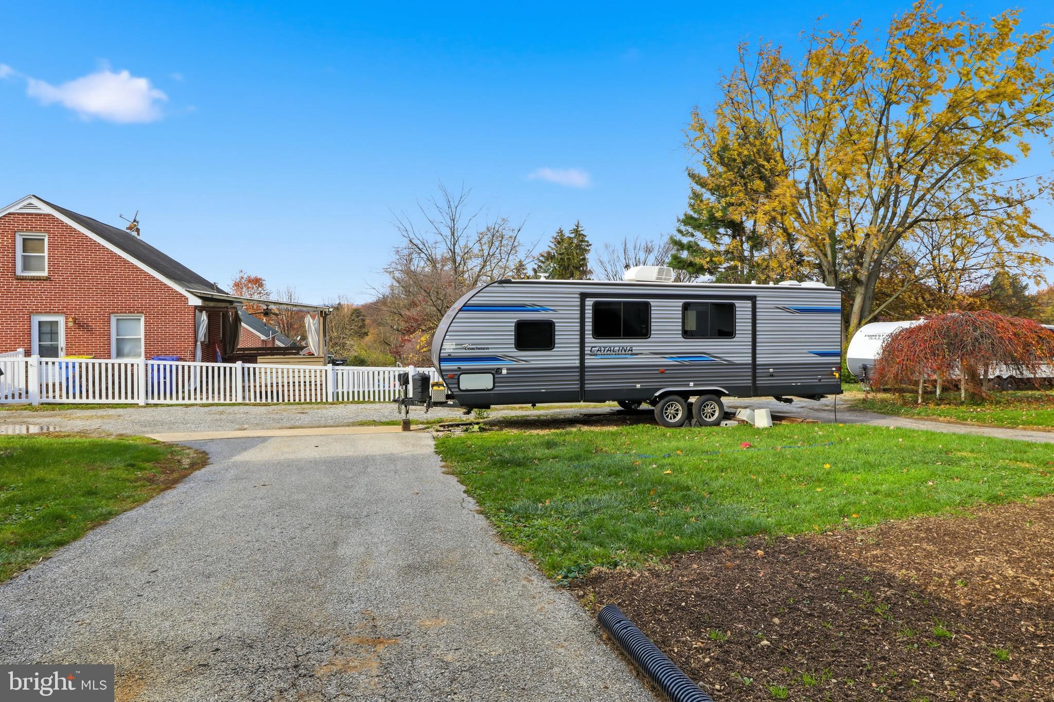 583 Hillcrest Road York, PA 17403 - Photo 29 of 44 a front view of house with yard and green space