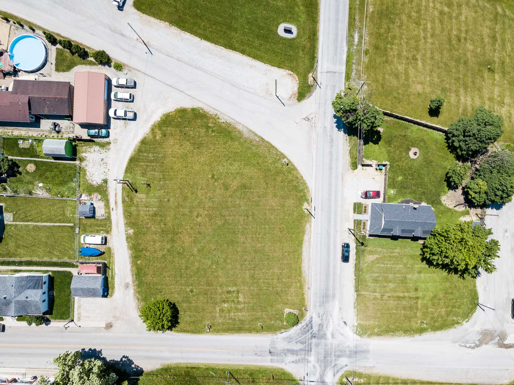3030 Eme Road Arcola, IN 46704 - Photo 5 of 6