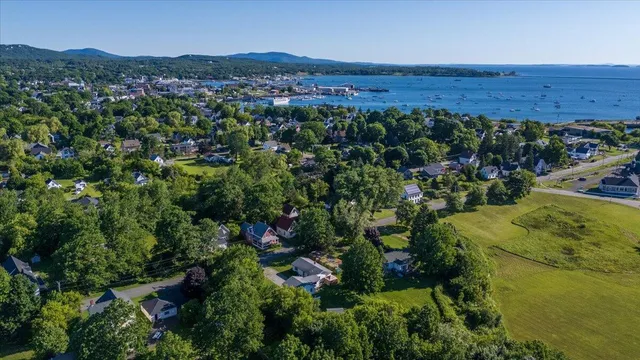 $699,900 | 29 Mechanic Street, Rockland, ME 04841